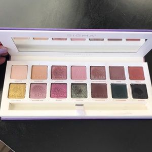 Sigma Enchanted palette
